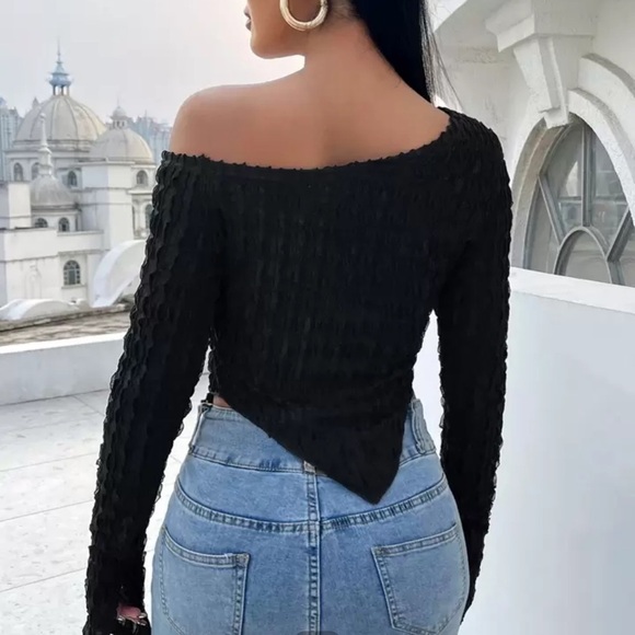 Black Asymmetrical Neck Cut Out Crop Top - Picture 3 of 7